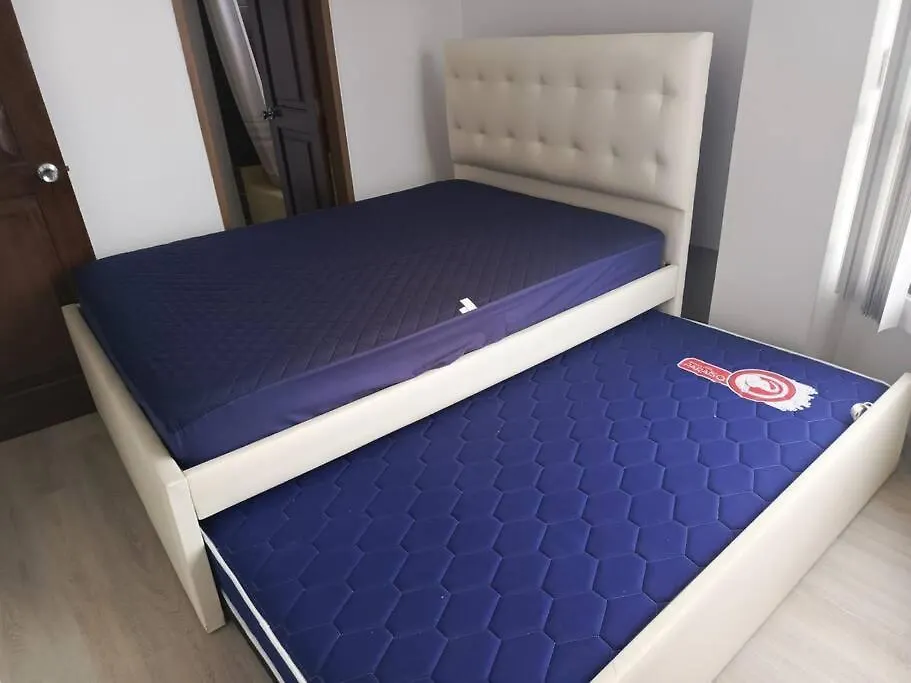 Apartamento Suite Frente La Carolina Cc El Jardin Quito