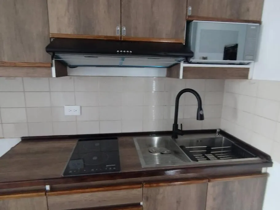 Suite Frente La Carolina Cc El Jardin Кито Апартаменты